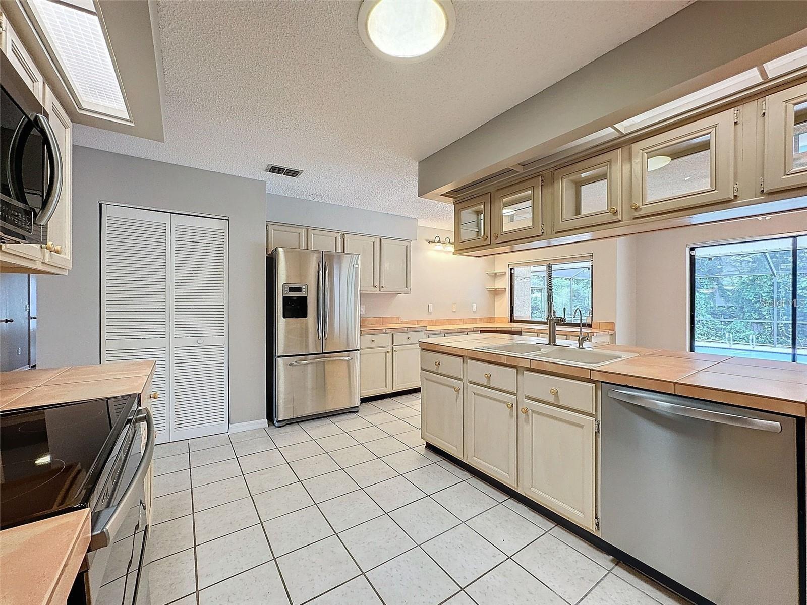 6214 IROQUOIS CT, ODESSA, FL, 33556