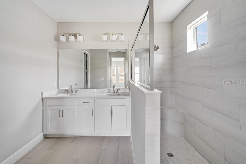 2061 LONGLINER LOOP, WESLEY CHAPEL, FL, 33543