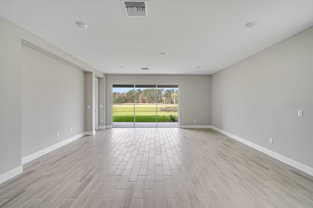 2061 LONGLINER LOOP, WESLEY CHAPEL, FL, 33543