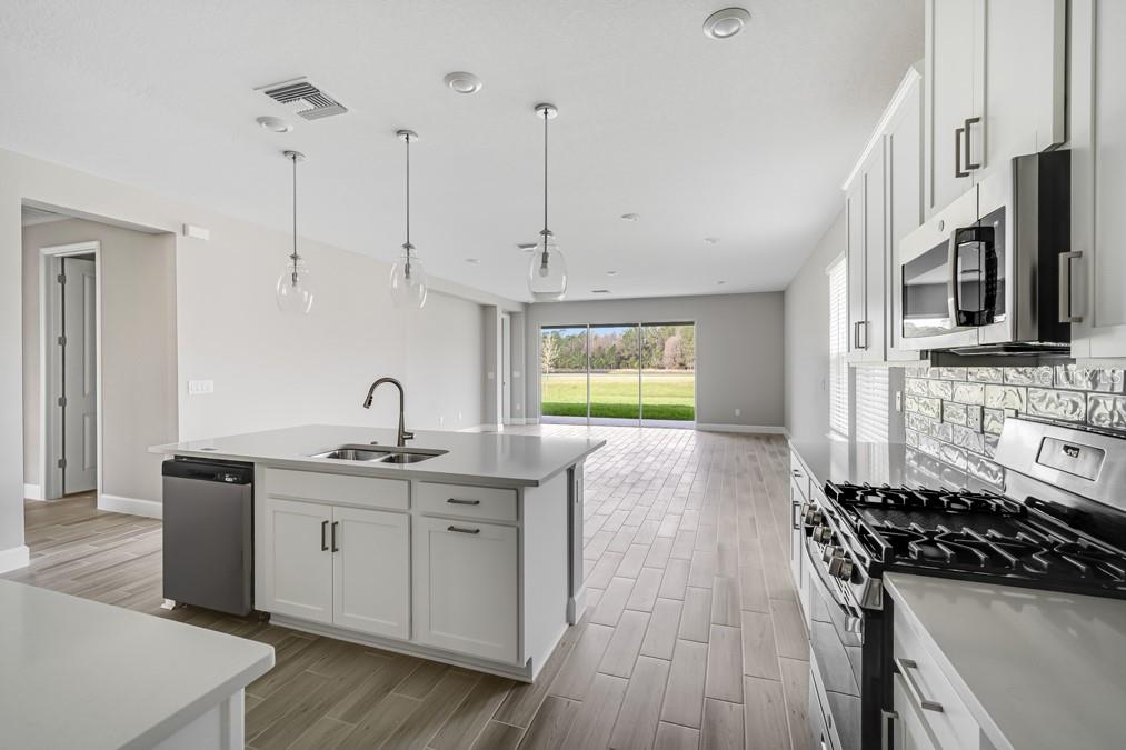 2061 LONGLINER LOOP, WESLEY CHAPEL, FL, 33543