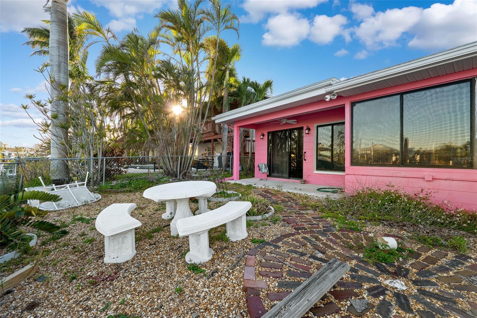 129 WALL ST, REDINGTON SHORES, FL, 33708