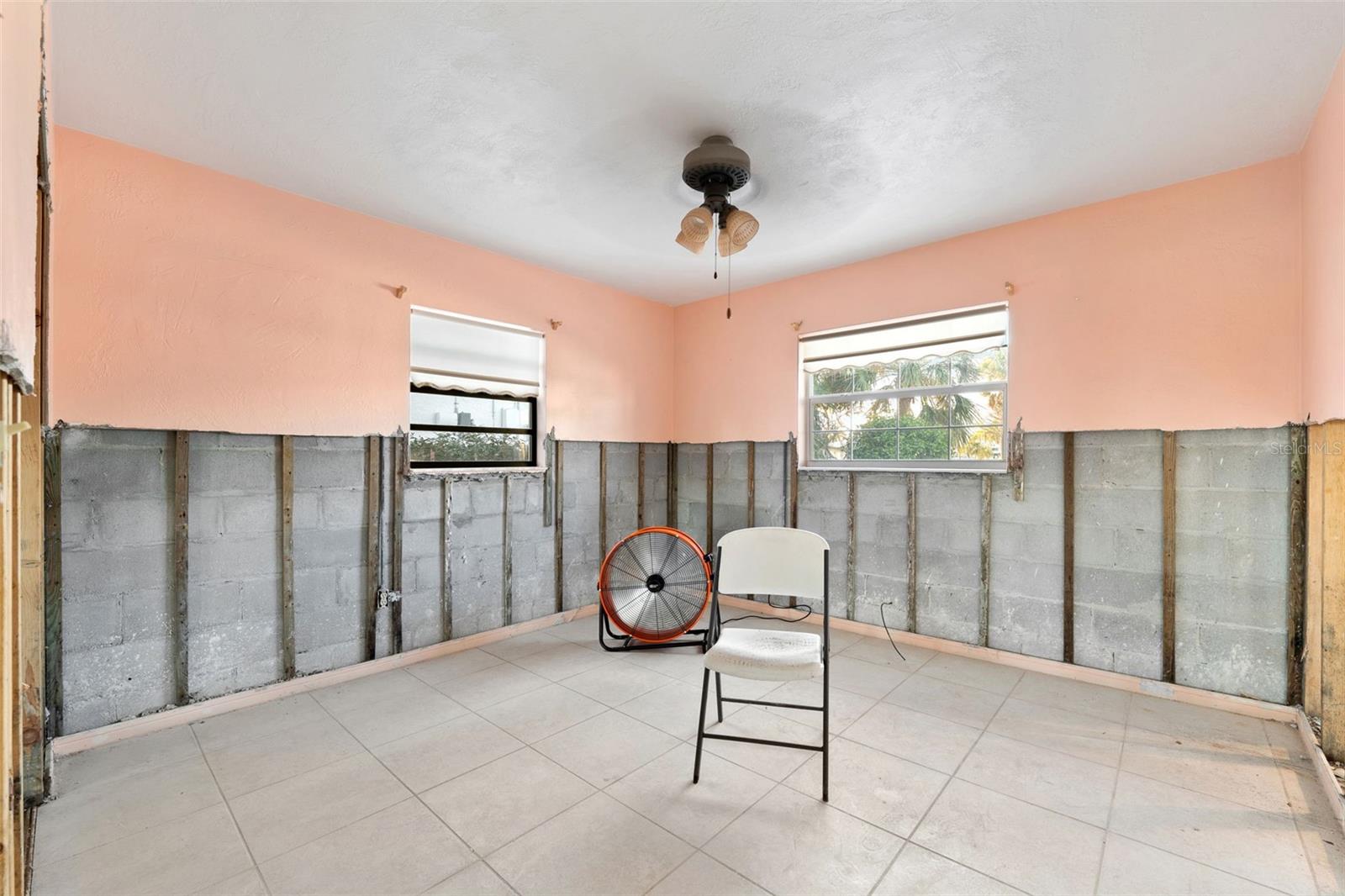 129 WALL ST, REDINGTON SHORES, FL, 33708