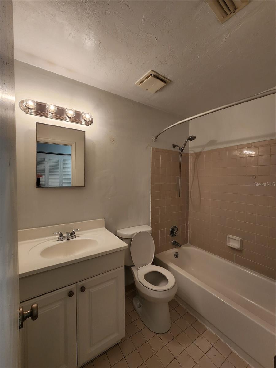 3934 SW 26 DR #6, GAINESVILLE, FL, 32608