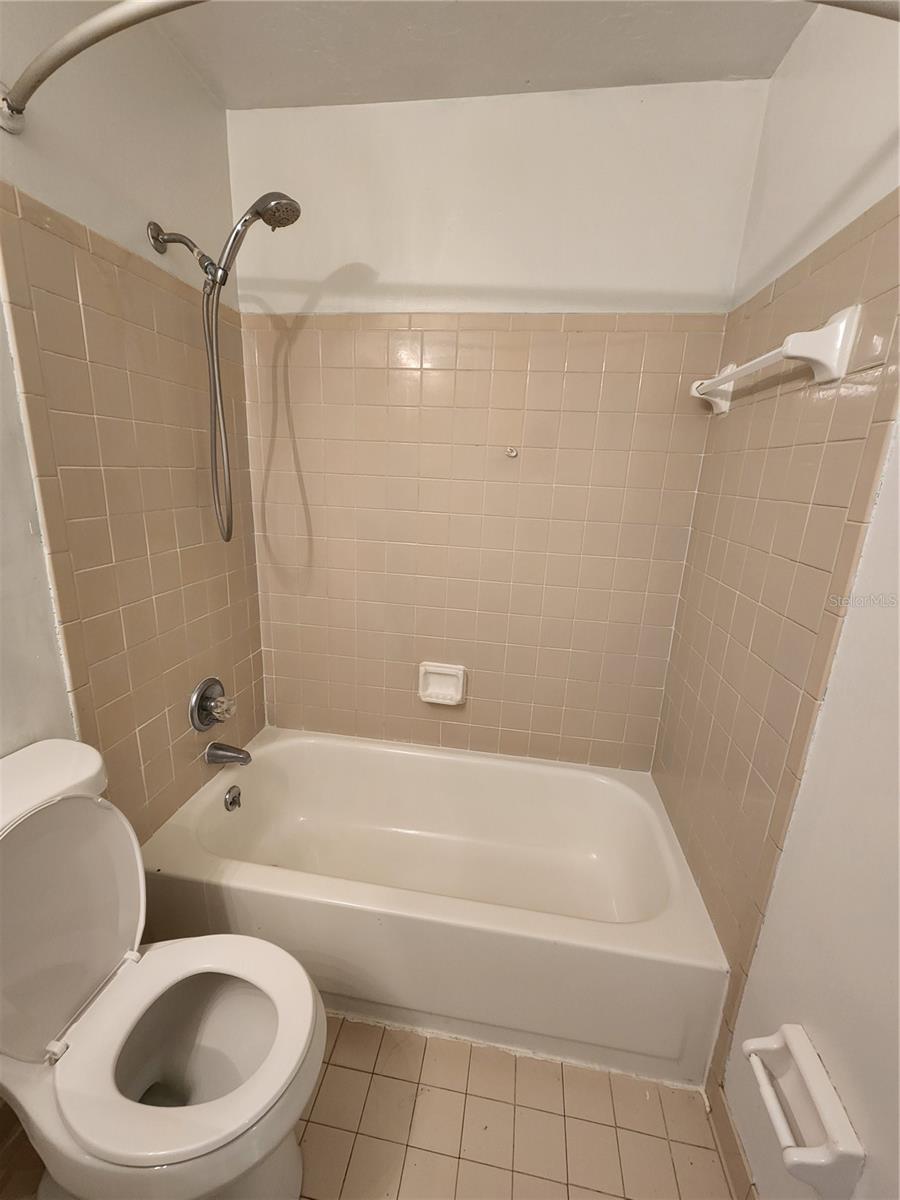 3934 SW 26 DR #6, GAINESVILLE, FL, 32608