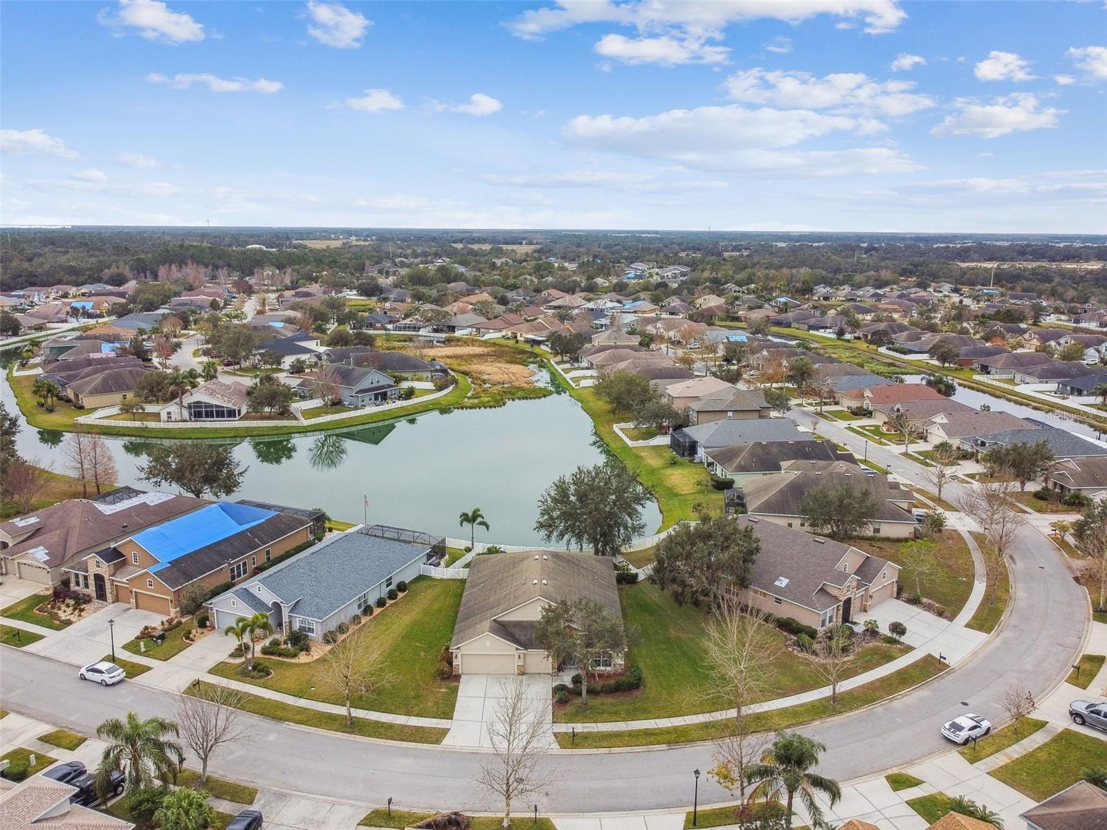 6944 RUNNER OAK DR, WESLEY CHAPEL, FL, 33545