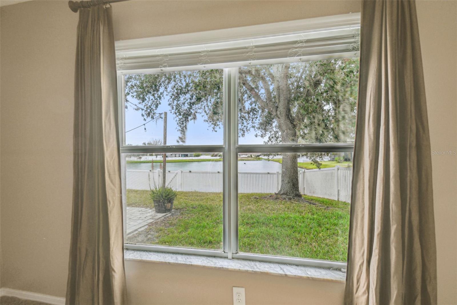 6944 RUNNER OAK DR, WESLEY CHAPEL, FL, 33545