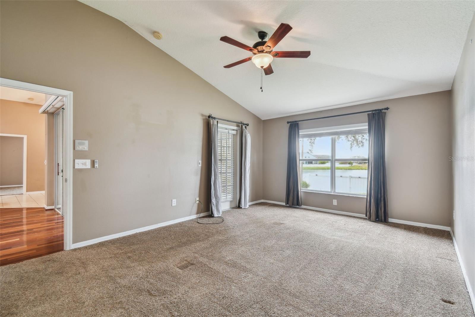 6944 RUNNER OAK DR, WESLEY CHAPEL, FL, 33545