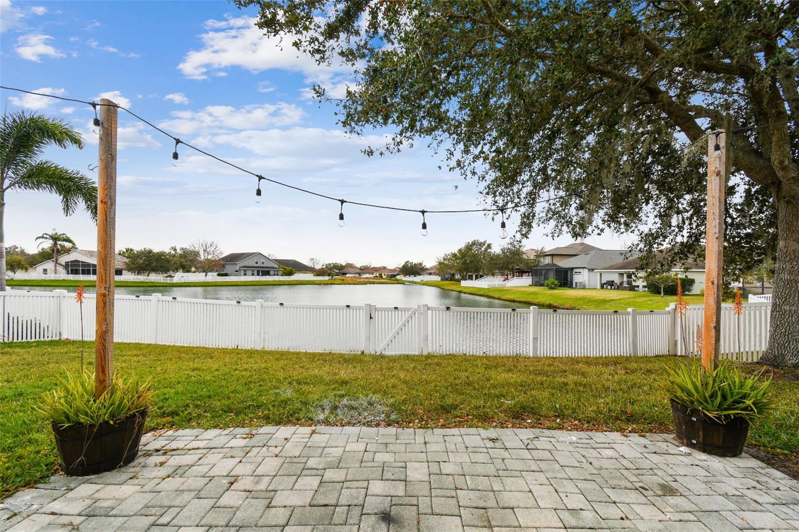 6944 RUNNER OAK DR, WESLEY CHAPEL, FL, 33545