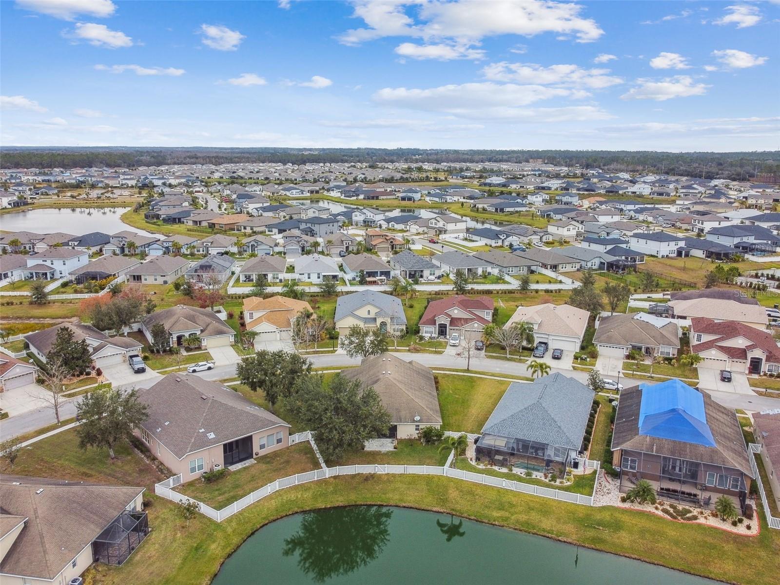 6944 RUNNER OAK DR, WESLEY CHAPEL, FL, 33545