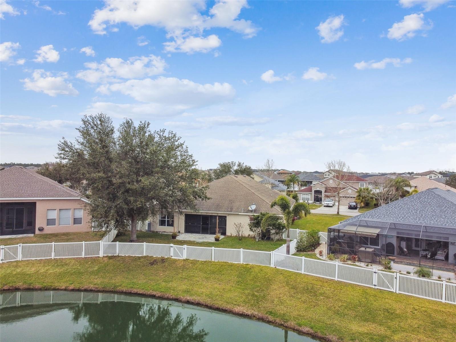 6944 RUNNER OAK DR, WESLEY CHAPEL, FL, 33545