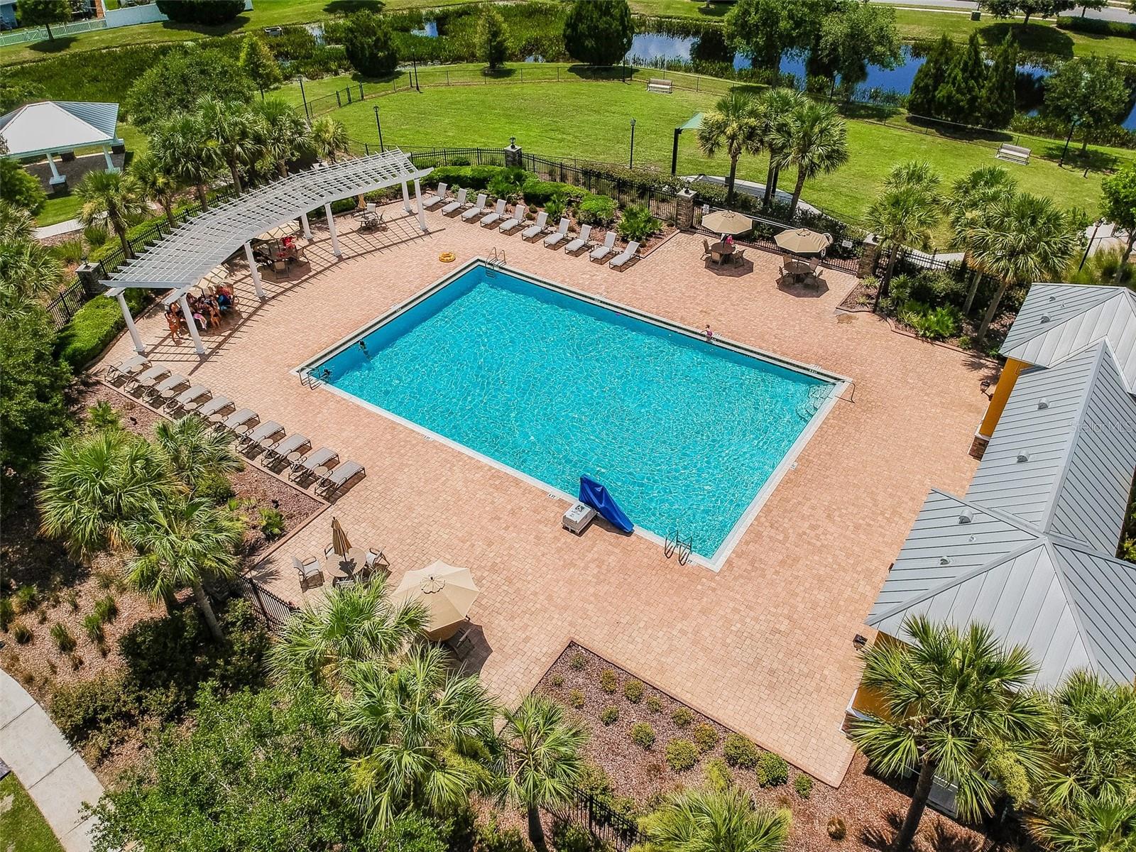 6944 RUNNER OAK DR, WESLEY CHAPEL, FL, 33545
