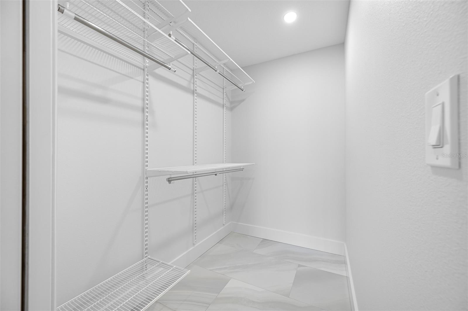 1 BEACH DR SE #1203, ST PETERSBURG, FL, 33701