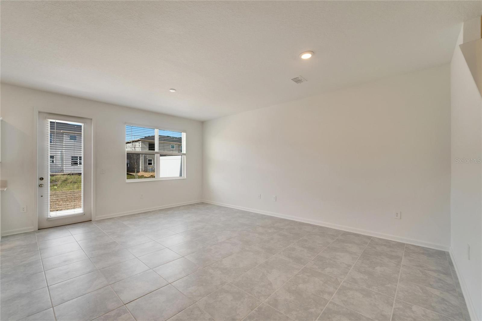 9038 MULLIGAN ISLAND LN, DAVENPORT, FL, 33896