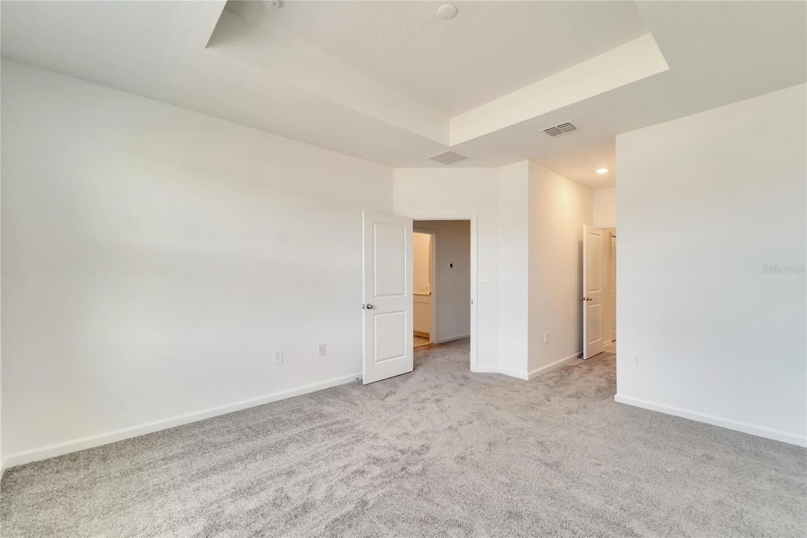 9038 MULLIGAN ISLAND LN, DAVENPORT, FL, 33896