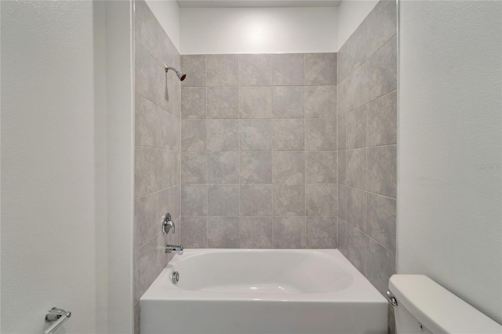 9038 MULLIGAN ISLAND LN, DAVENPORT, FL, 33896