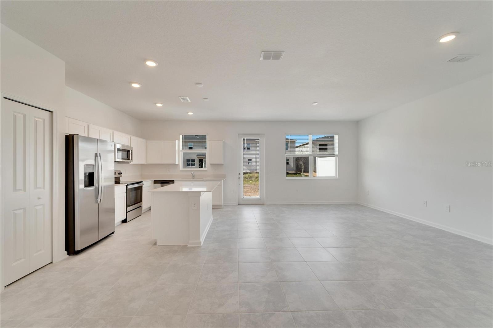 9038 MULLIGAN ISLAND LN, DAVENPORT, FL, 33896