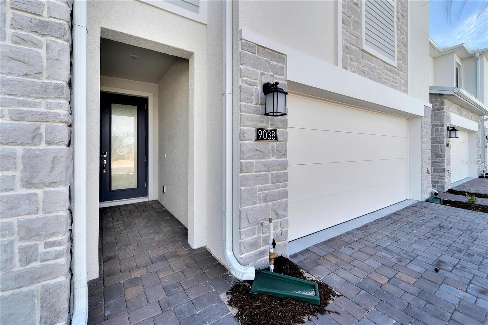 9038 MULLIGAN ISLAND LN, DAVENPORT, FL, 33896