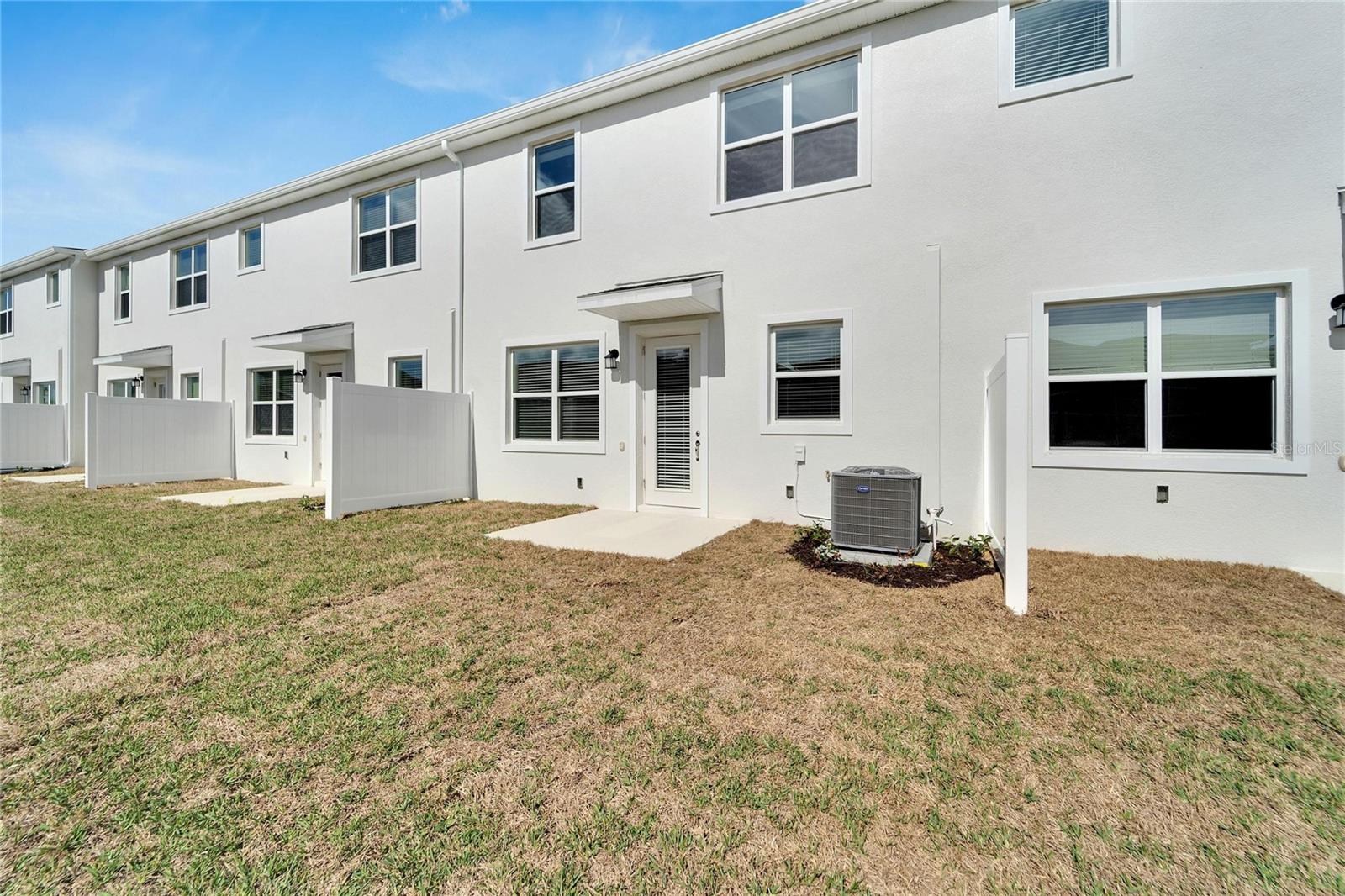 9038 MULLIGAN ISLAND LN, DAVENPORT, FL, 33896