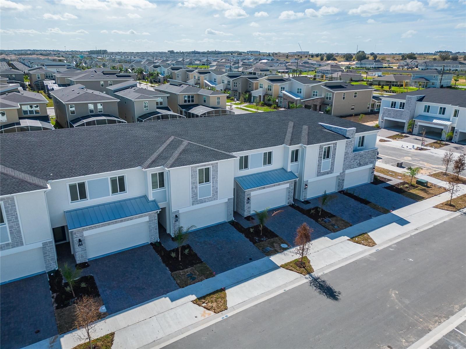 9038 MULLIGAN ISLAND LN, DAVENPORT, FL, 33896
