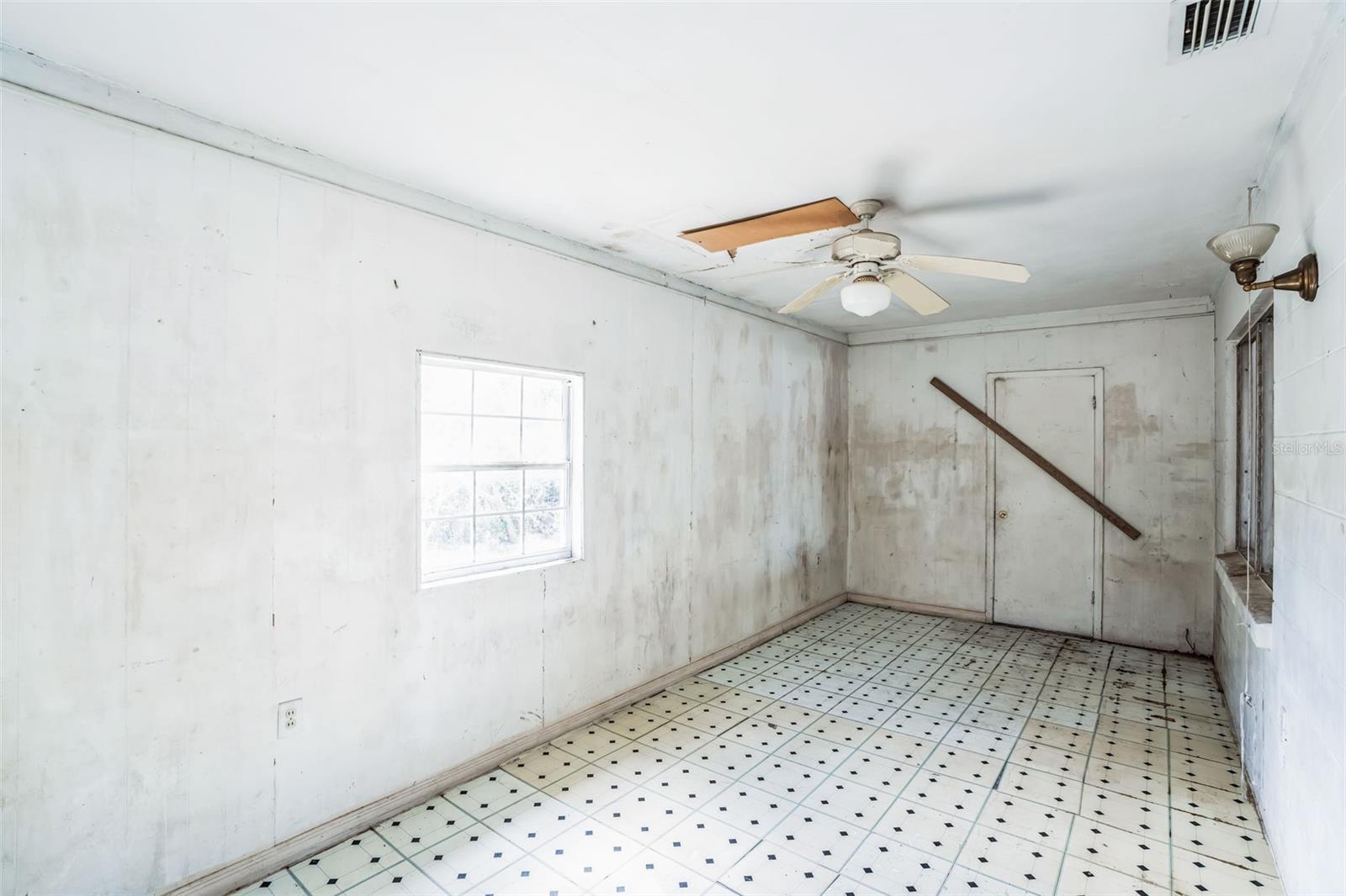 5702 MERIDIAN WAY, ORLANDO, FL, 32808