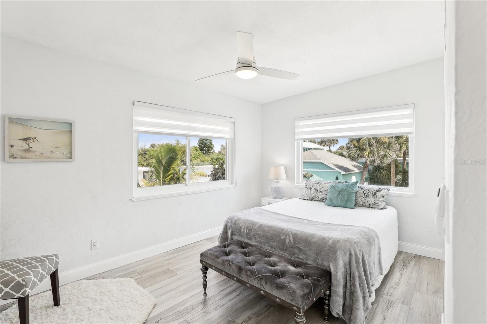 447 SEAVIEW AVE, DAYTONA BEACH, FL, 32118
