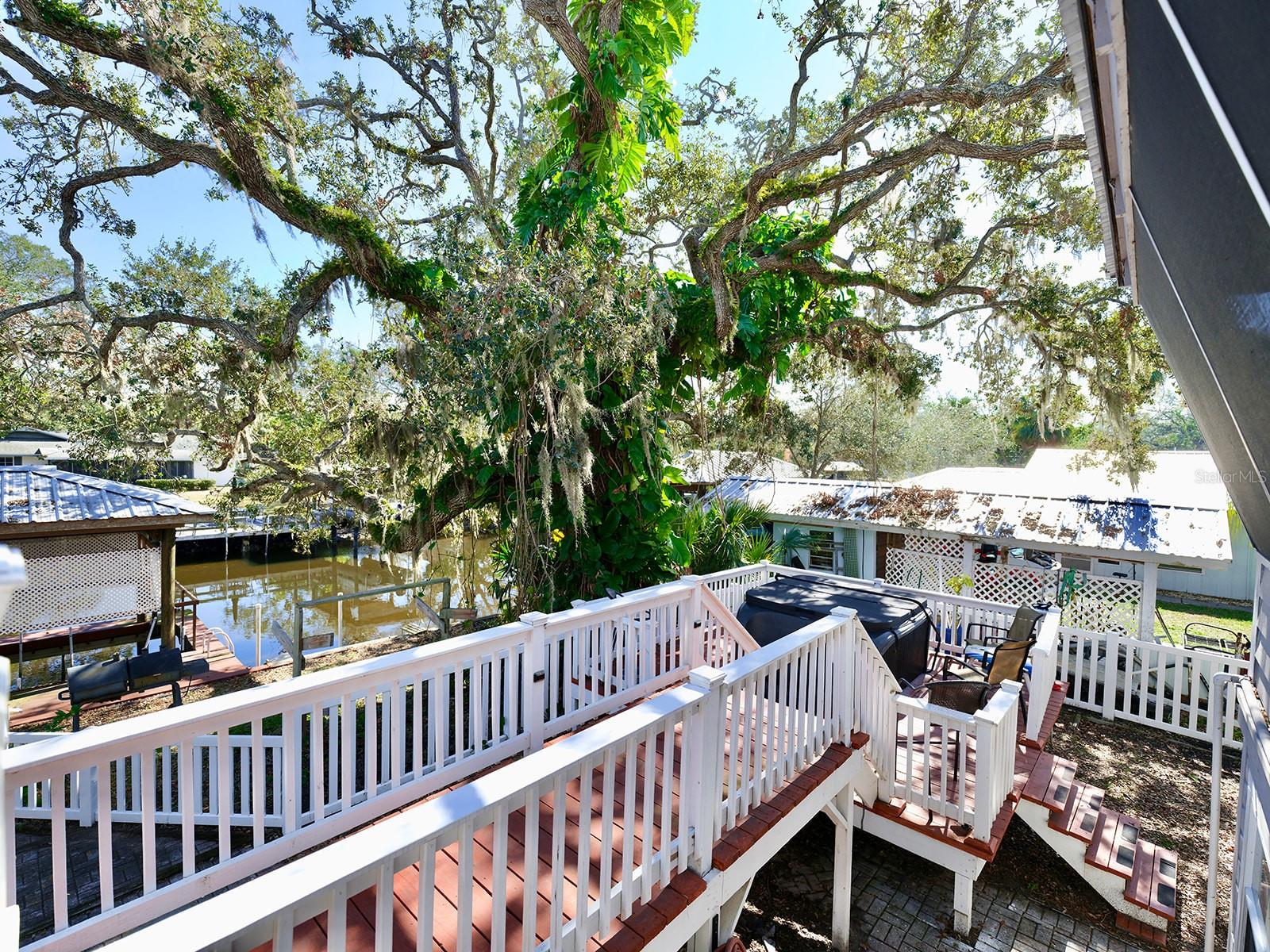 9934 PENINSULAR DR, GIBSONTON, FL, 33534