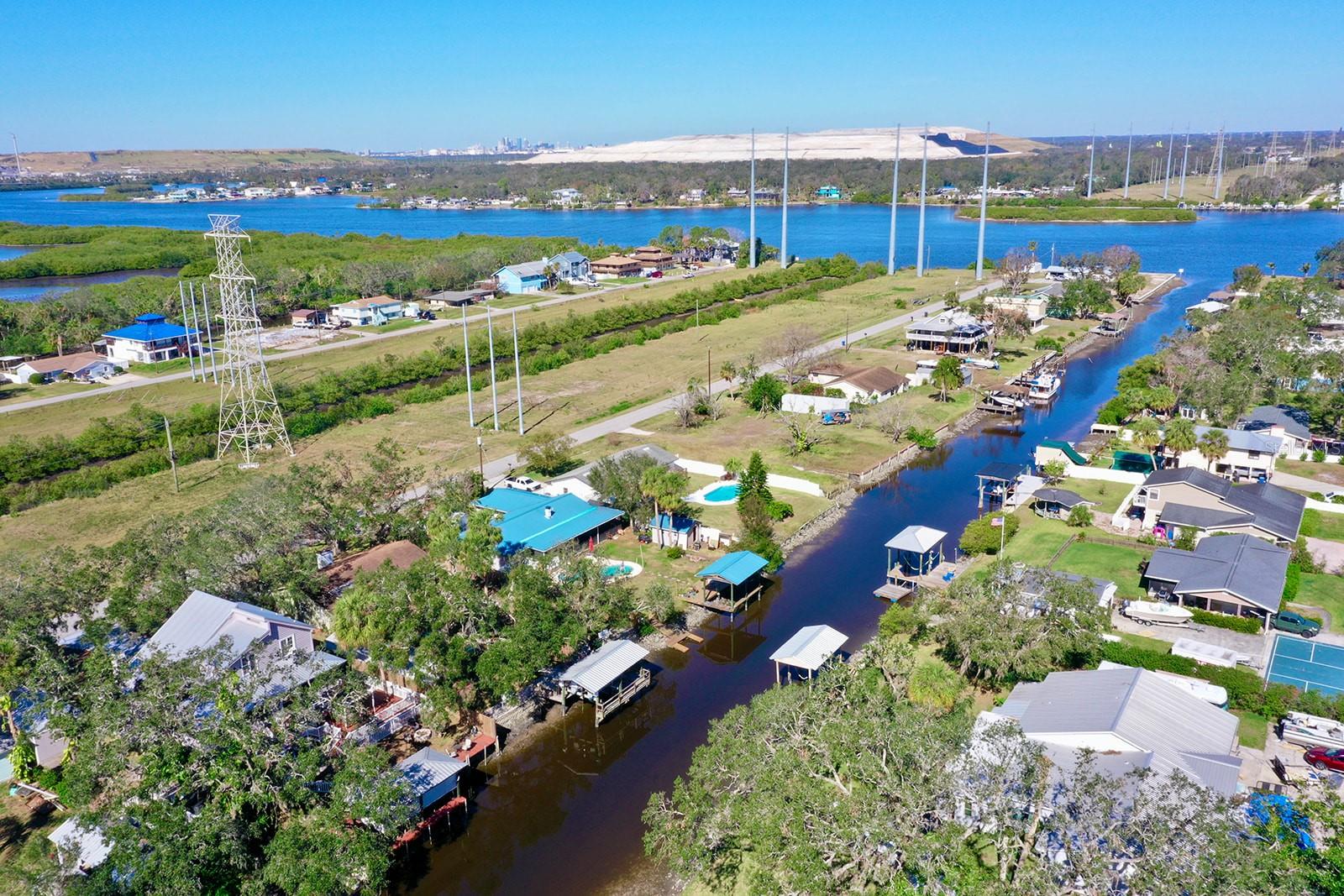 9934 PENINSULAR DR, GIBSONTON, FL, 33534
