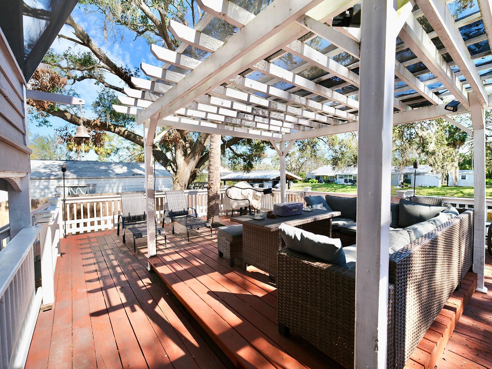 9934 PENINSULAR DR, GIBSONTON, FL, 33534