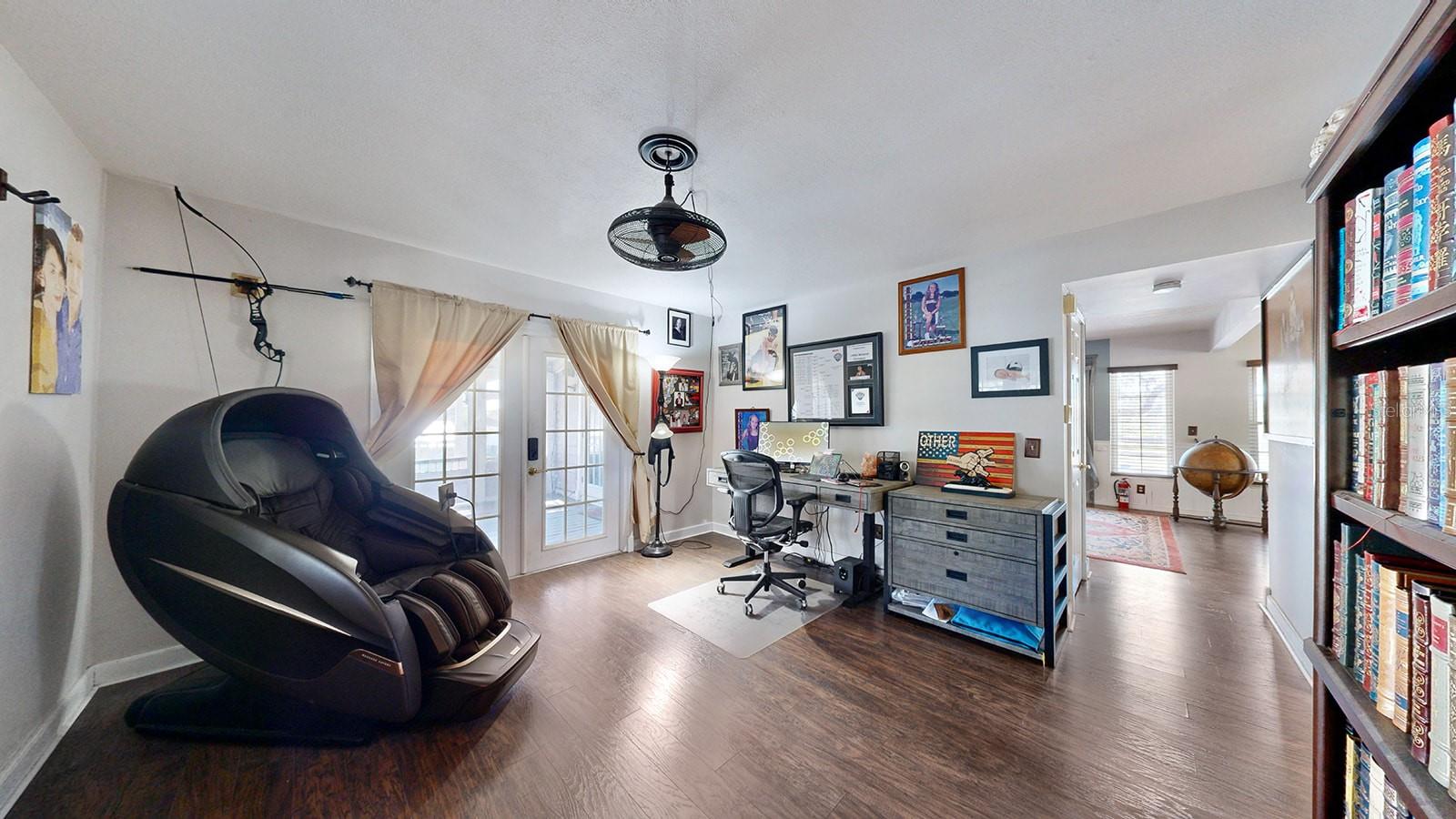 9934 PENINSULAR DR, GIBSONTON, FL, 33534