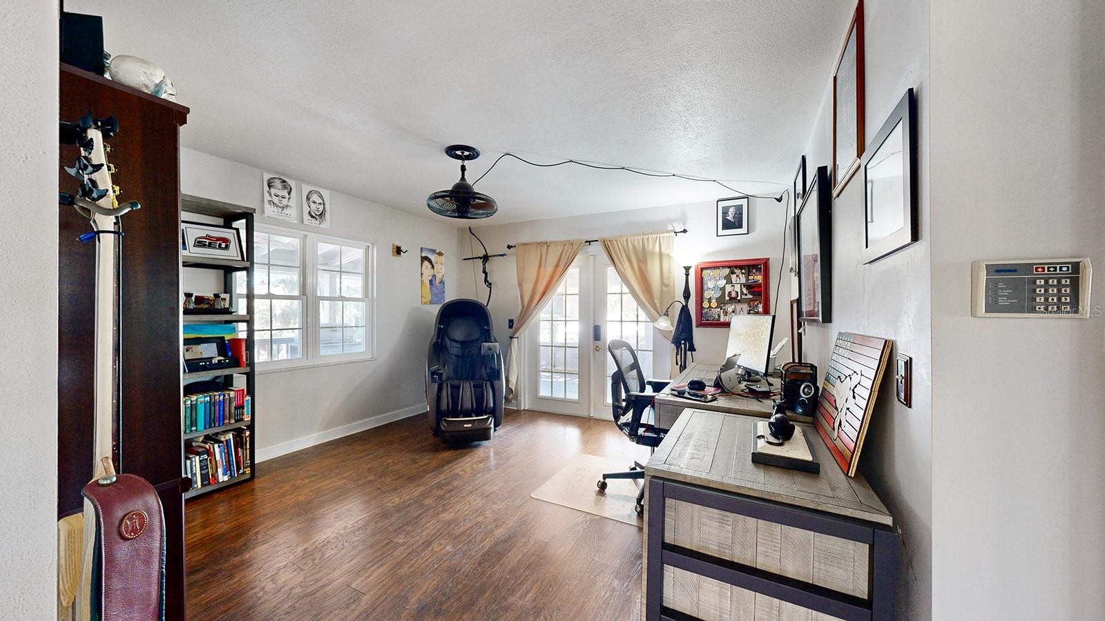 9934 PENINSULAR DR, GIBSONTON, FL, 33534