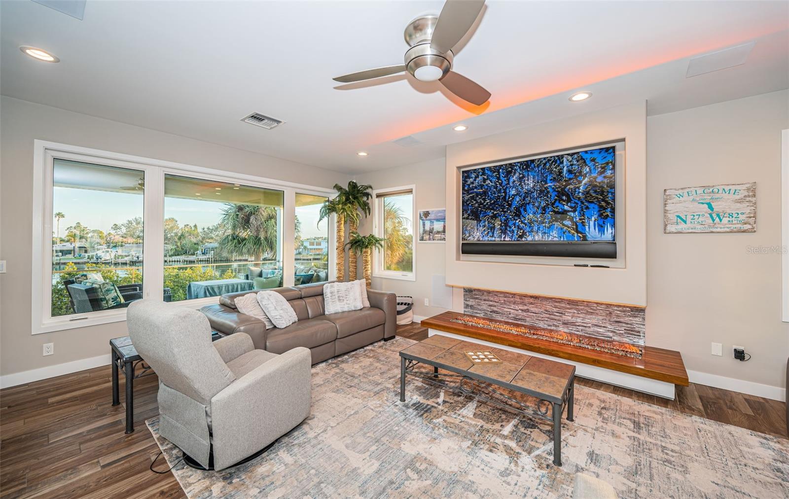 335 BATH CLUB BLVD S, NORTH REDINGTON BEACH, FL, 33708