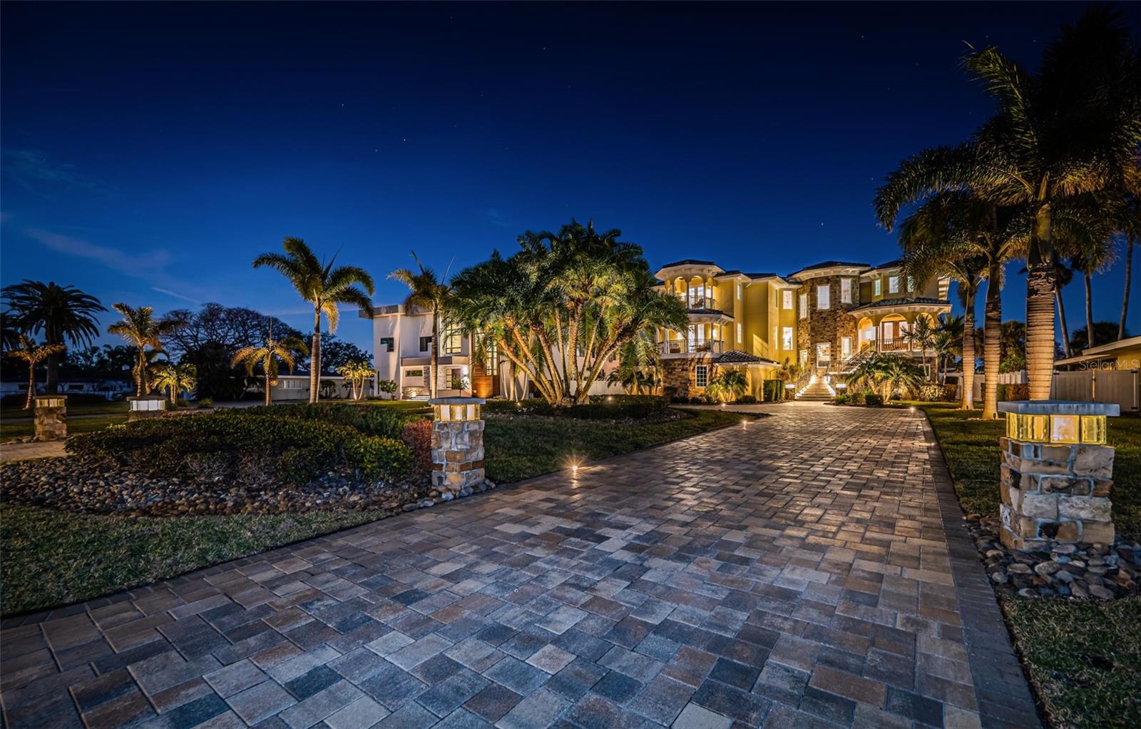335 BATH CLUB BLVD S, NORTH REDINGTON BEACH, FL, 33708