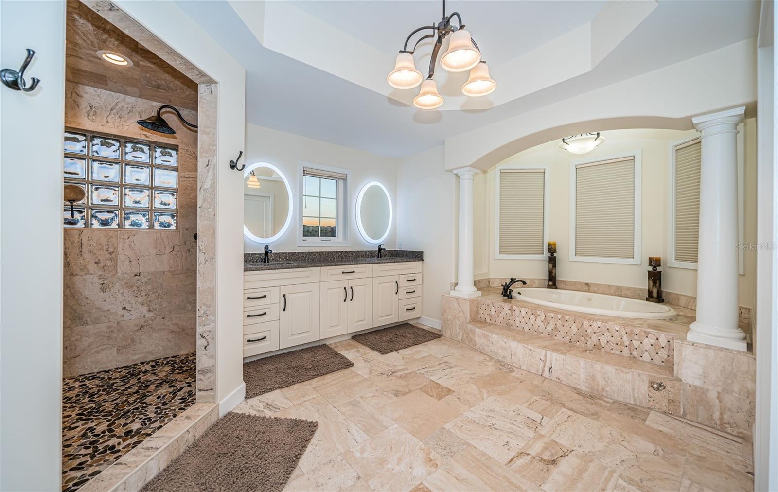 335 BATH CLUB BLVD S, NORTH REDINGTON BEACH, FL, 33708