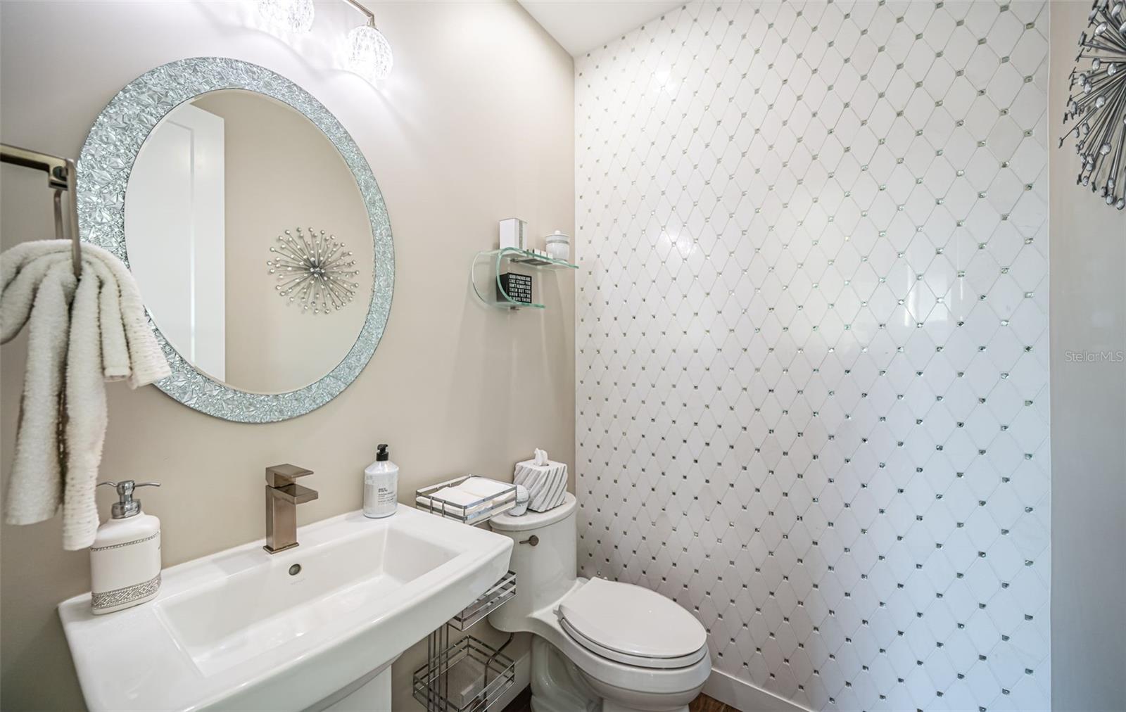 335 BATH CLUB BLVD S, NORTH REDINGTON BEACH, FL, 33708