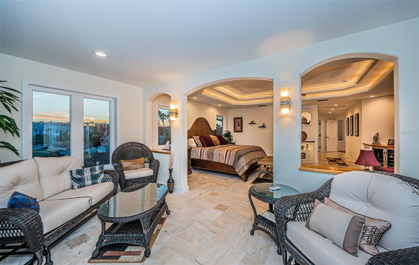 335 BATH CLUB BLVD S, NORTH REDINGTON BEACH, FL, 33708