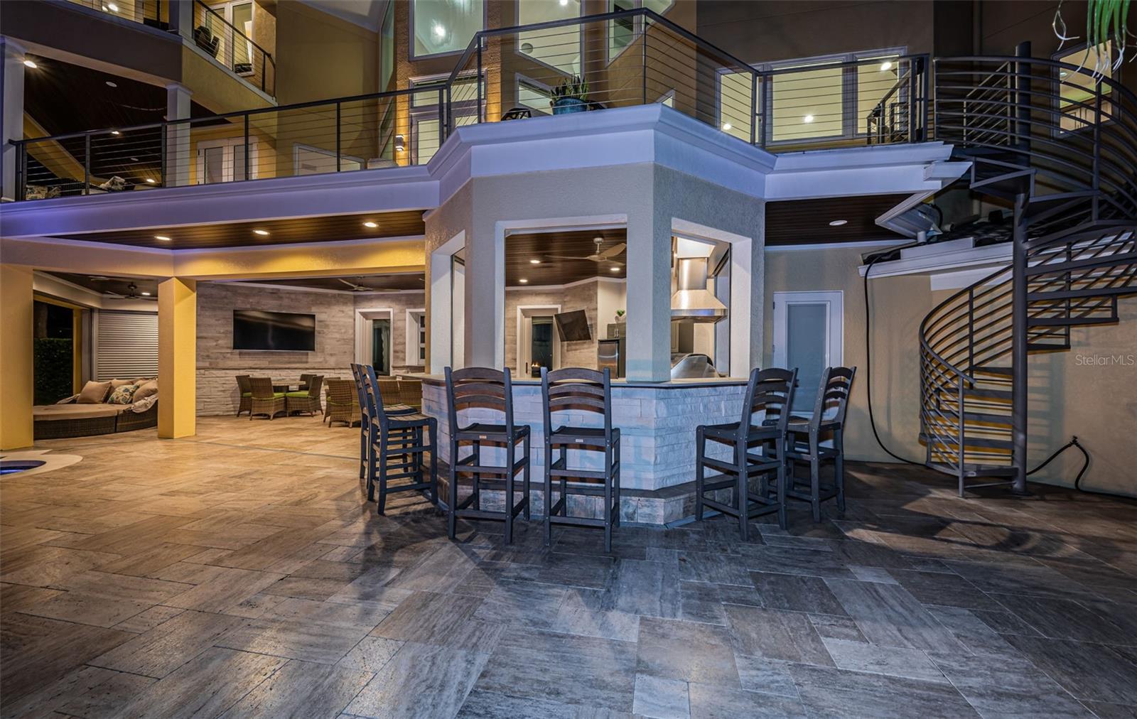 335 BATH CLUB BLVD S, NORTH REDINGTON BEACH, FL, 33708