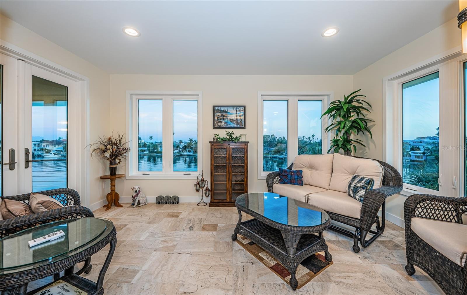 335 BATH CLUB BLVD S, NORTH REDINGTON BEACH, FL, 33708