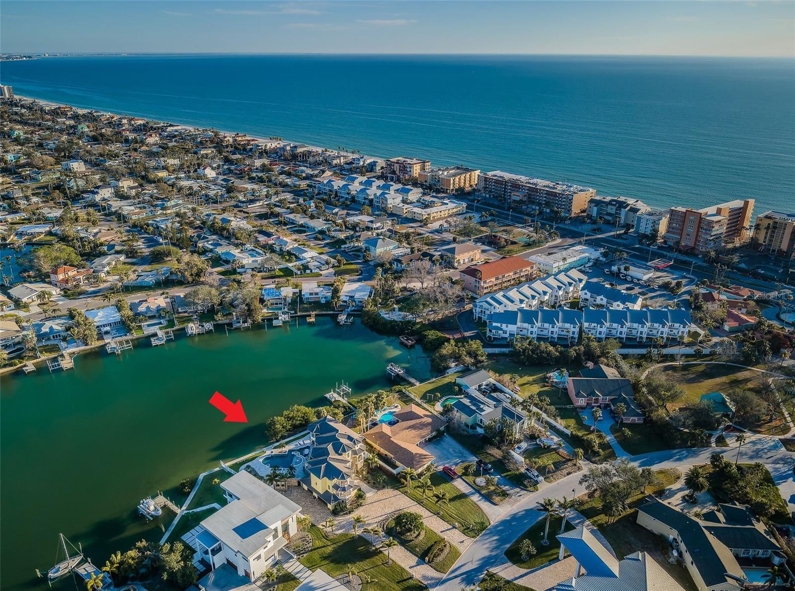 335 BATH CLUB BLVD S, NORTH REDINGTON BEACH, FL, 33708