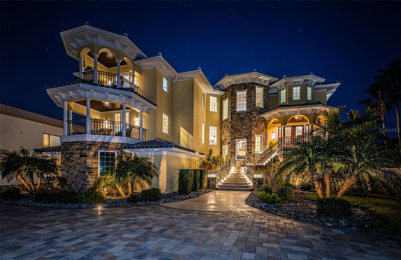 335 BATH CLUB BLVD S, NORTH REDINGTON BEACH, FL, 33708