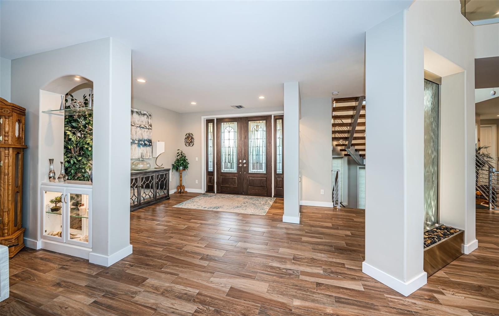 335 BATH CLUB BLVD S, NORTH REDINGTON BEACH, FL, 33708
