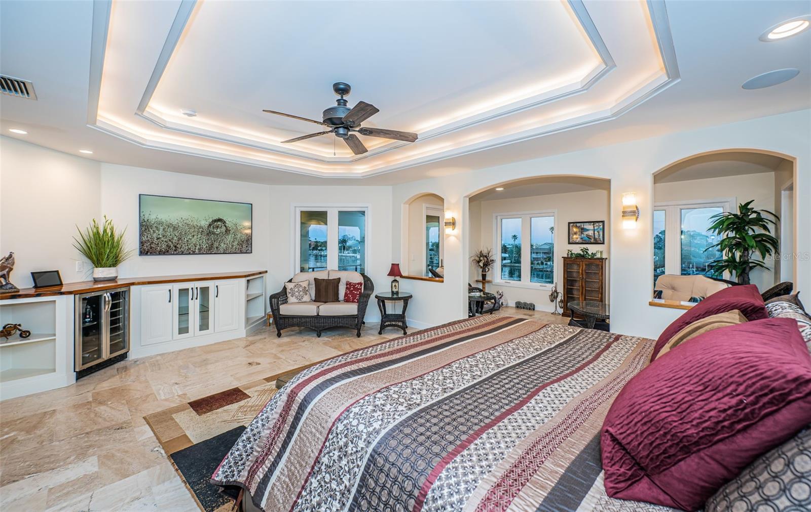 335 BATH CLUB BLVD S, NORTH REDINGTON BEACH, FL, 33708