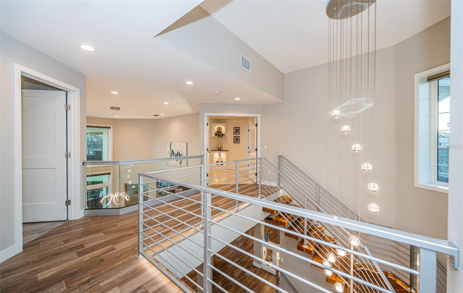 335 BATH CLUB BLVD S, NORTH REDINGTON BEACH, FL, 33708
