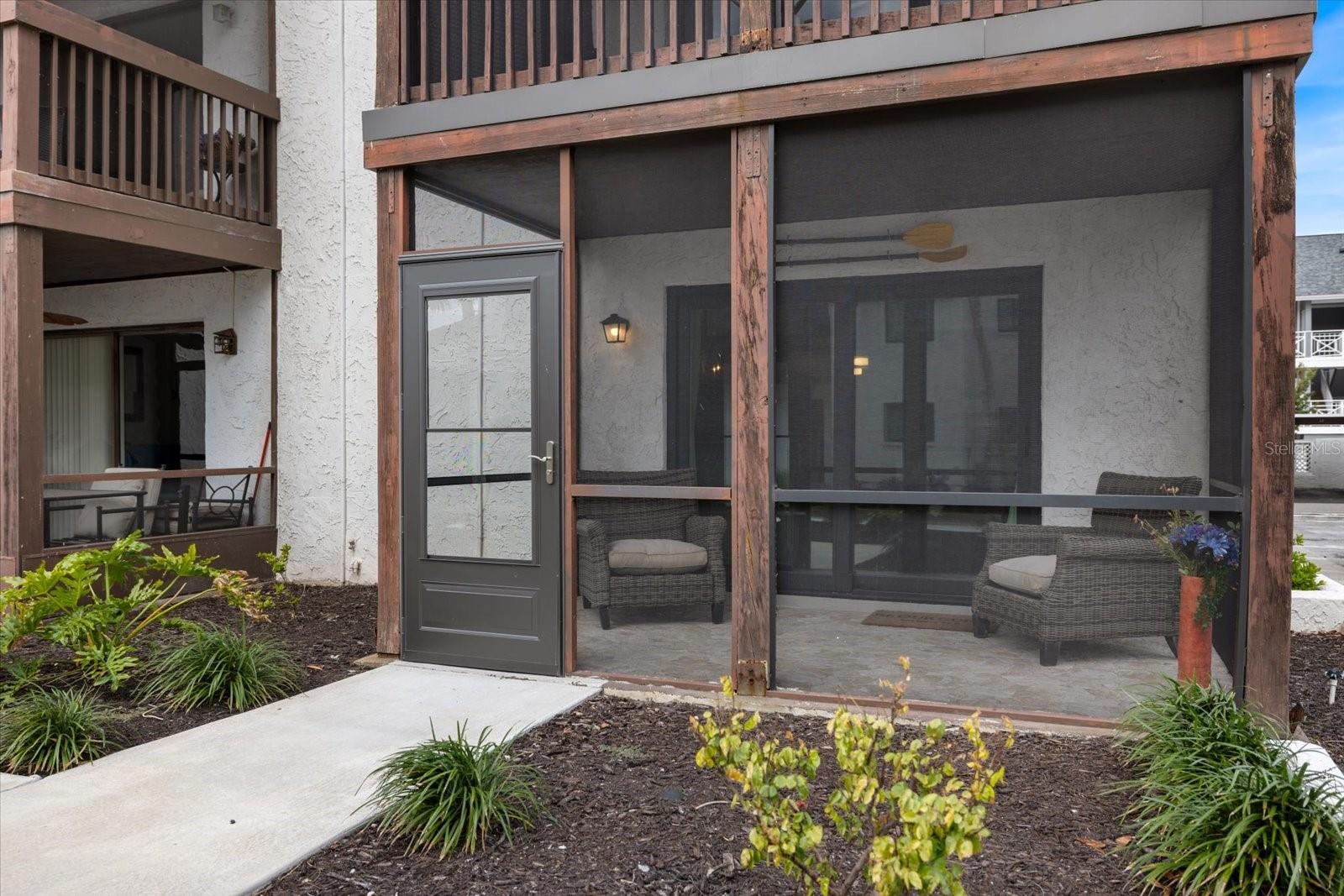 1604 STICKNEY POINT RD #102, SARASOTA, FL, 34231