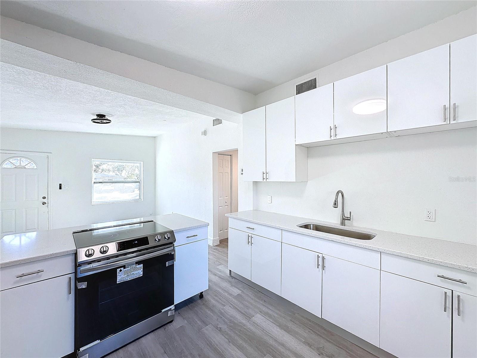 5205 MONTAGUE PL, ORLANDO, FL, 32808
