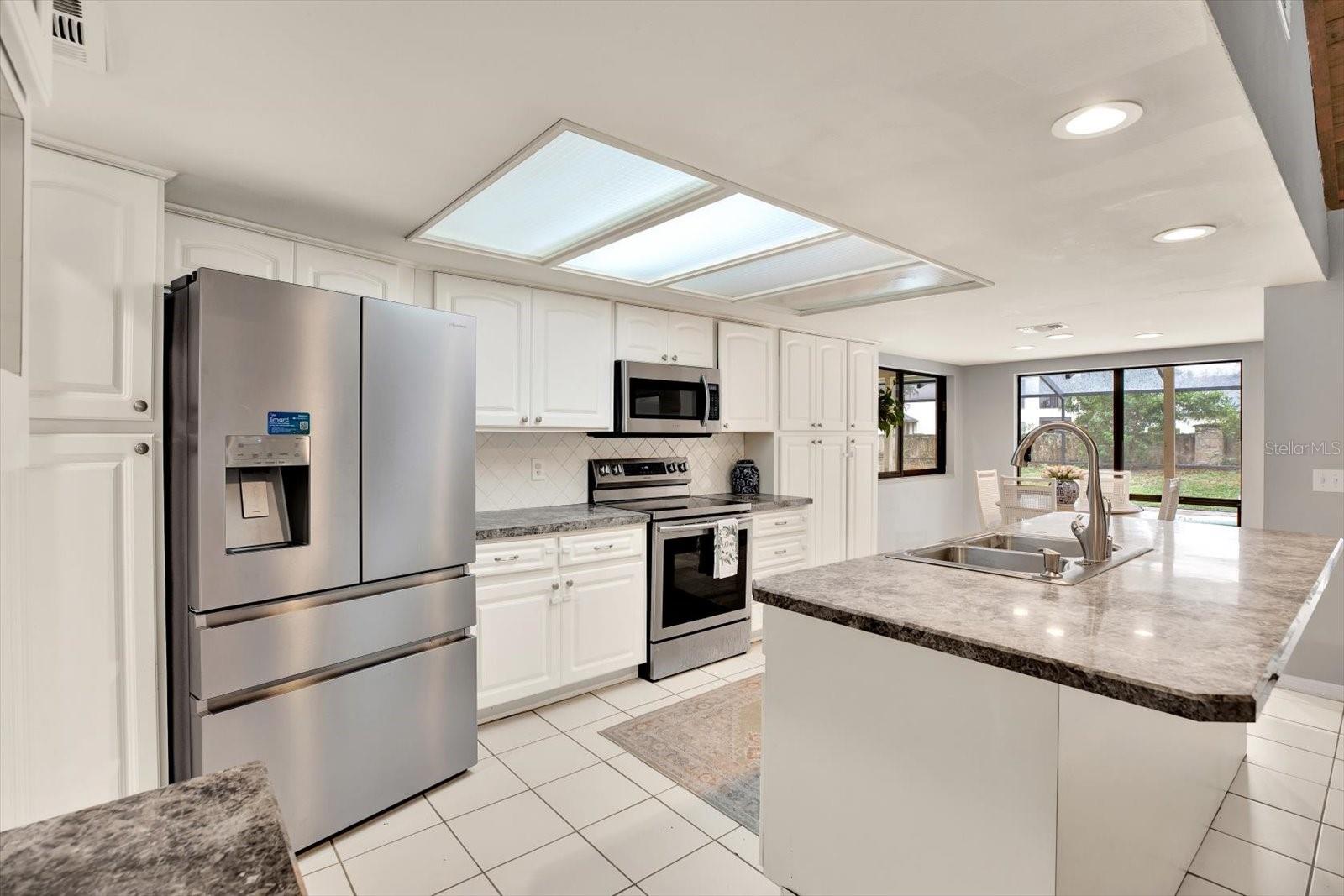 4604 WESTFORD CIR, TAMPA, FL, 33618