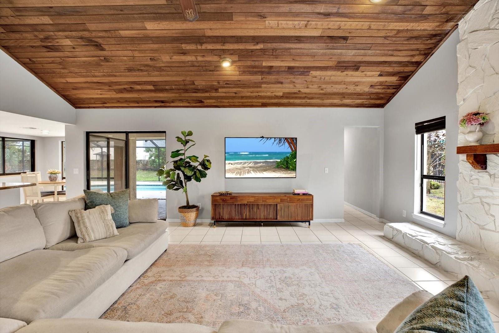 4604 WESTFORD CIR, TAMPA, FL, 33618