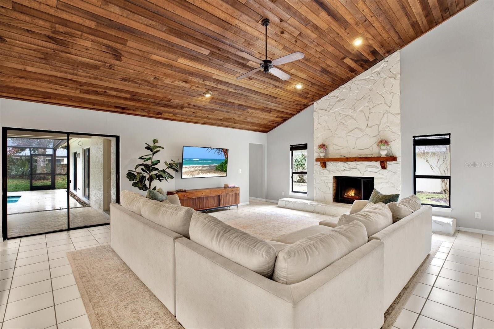 4604 WESTFORD CIR, TAMPA, FL, 33618