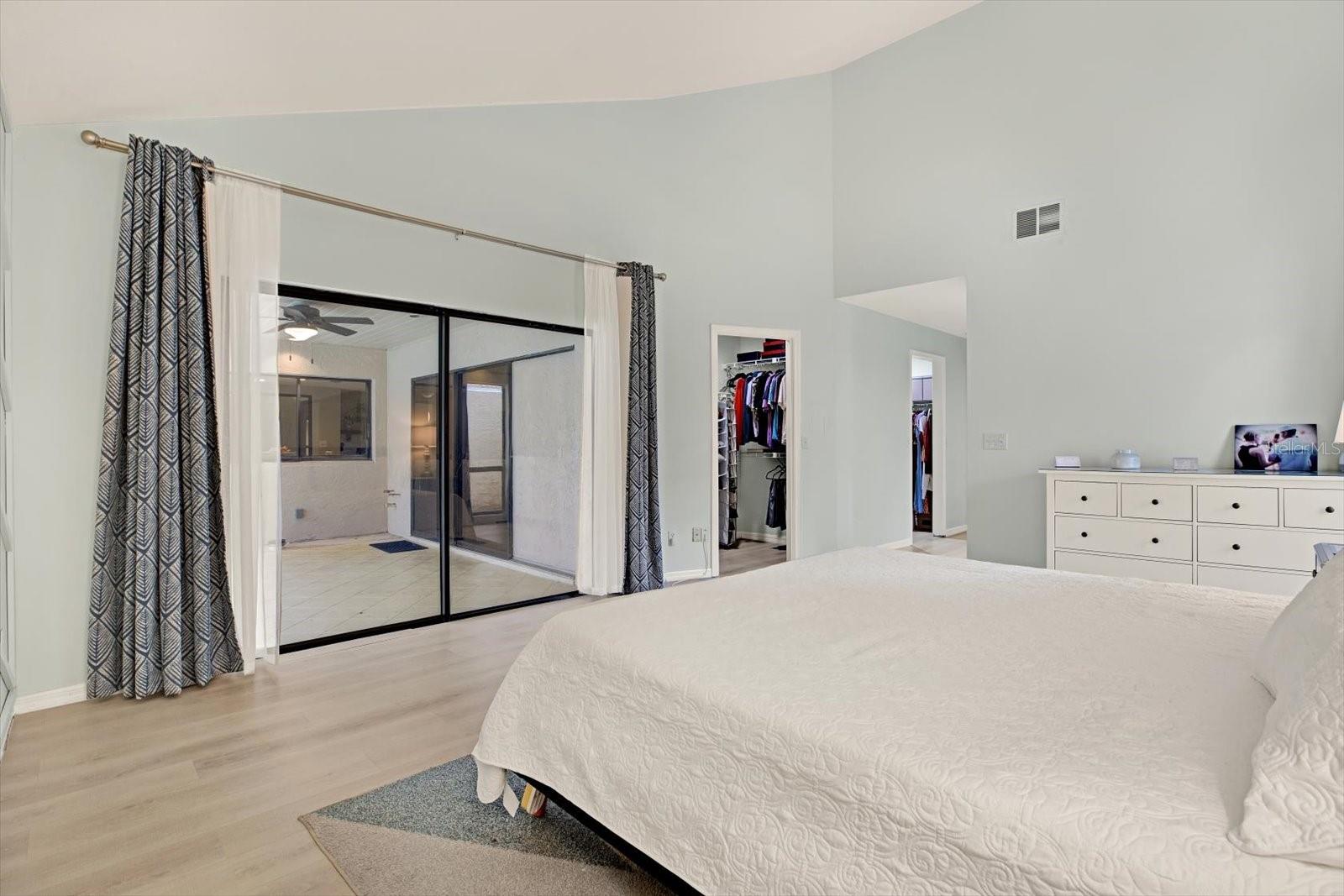 4604 WESTFORD CIR, TAMPA, FL, 33618