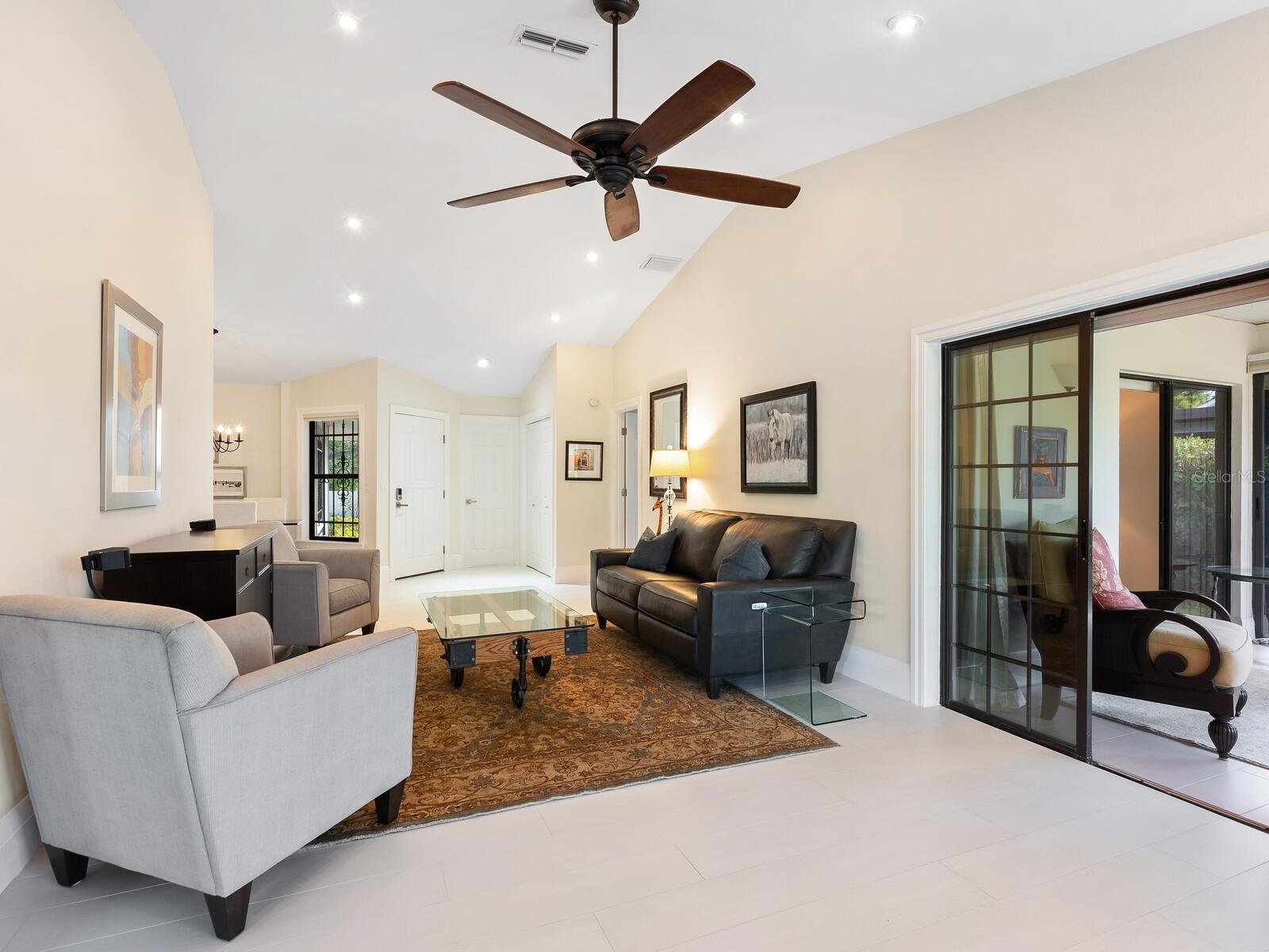 1666 PINTAIL WAY #9, SARASOTA, FL, 34231