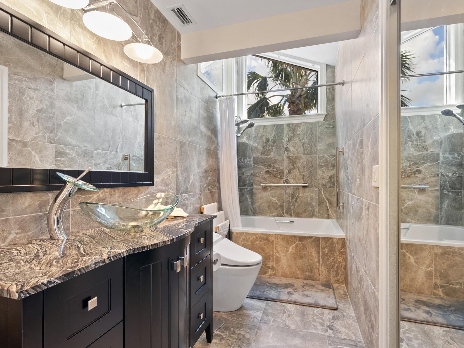 1666 PINTAIL WAY #9, SARASOTA, FL, 34231
